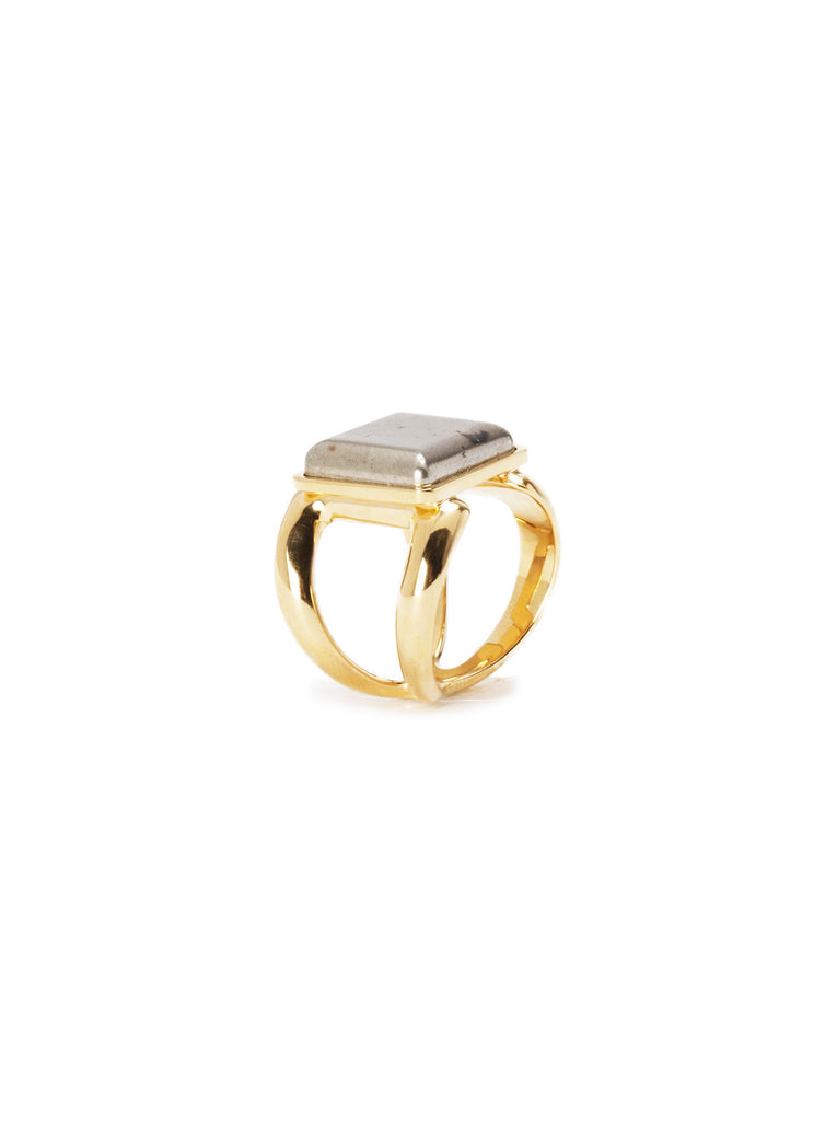 Carmin Square Stone Ring